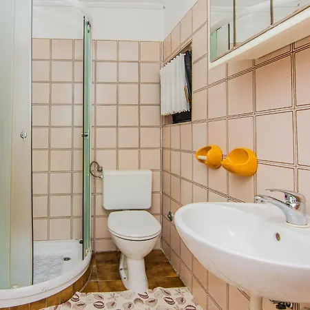 App Ladika 1 By Interhome Apartament