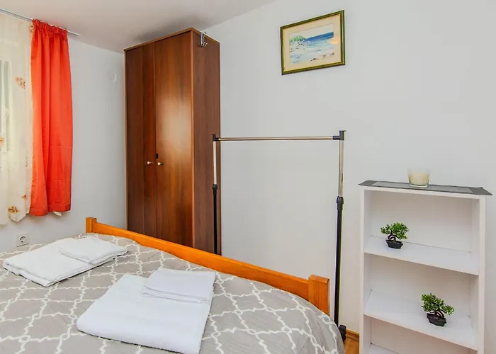 Apartman App Ladika 1 By Interhome *